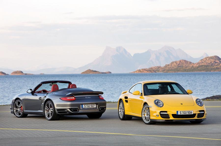  Porsche 911 Turbo 2010 года  (фото 7 из 8)